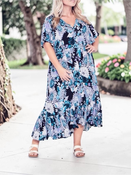 Avenue Dresses & Skirts - Avenue Black and Blue Floral Maxi Dress